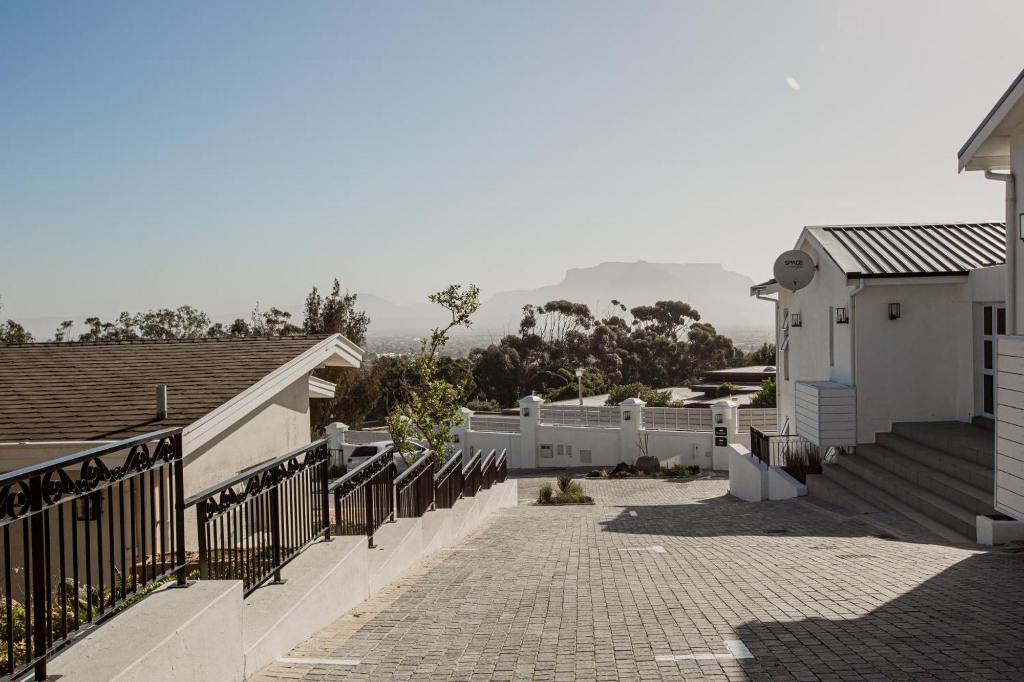 Thyme Wellness Spa And Guesthouse Κέιπ Τάουν Εξωτερικό φωτογραφία
